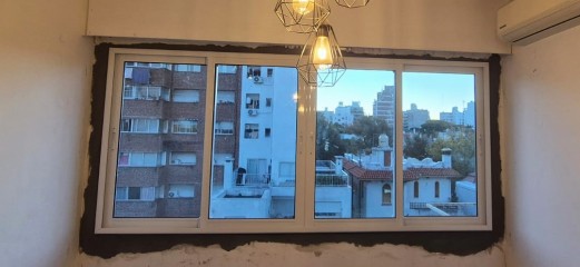 Imagen de Aberturas varias en Pocitos