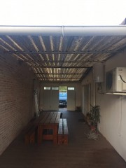 Imagen de Cerramiento con techo de Policarbonato en Montevideo